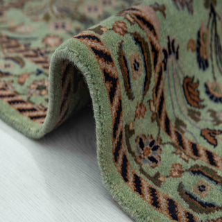 Aimee 2'6x4 Green Persian Floral Woolen Rug