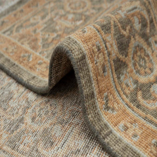 Mandhani 8x10 Vintage Medallion Serapi Inspired Wool Rug