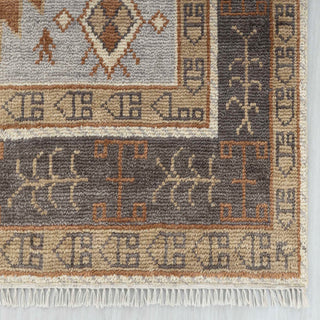 Sanford Rust Diamond Medallion Woolen Rug