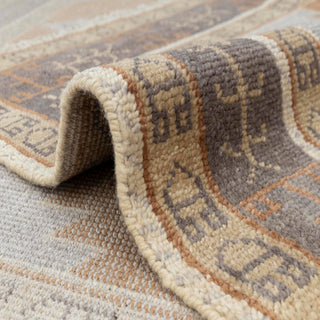 Sanford Rust Diamond Medallion Woolen Rug