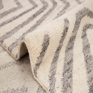 Contemporary Moroccan-style hand-knotted rug with linear geometric motif in ivory, grey-beige