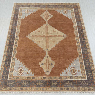 Sanford Rust Diamond Medallion Woolen Rug