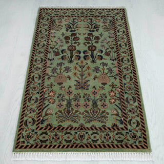 Kaveh 2'6x4 Traditional Persian Floral Wool Rug
